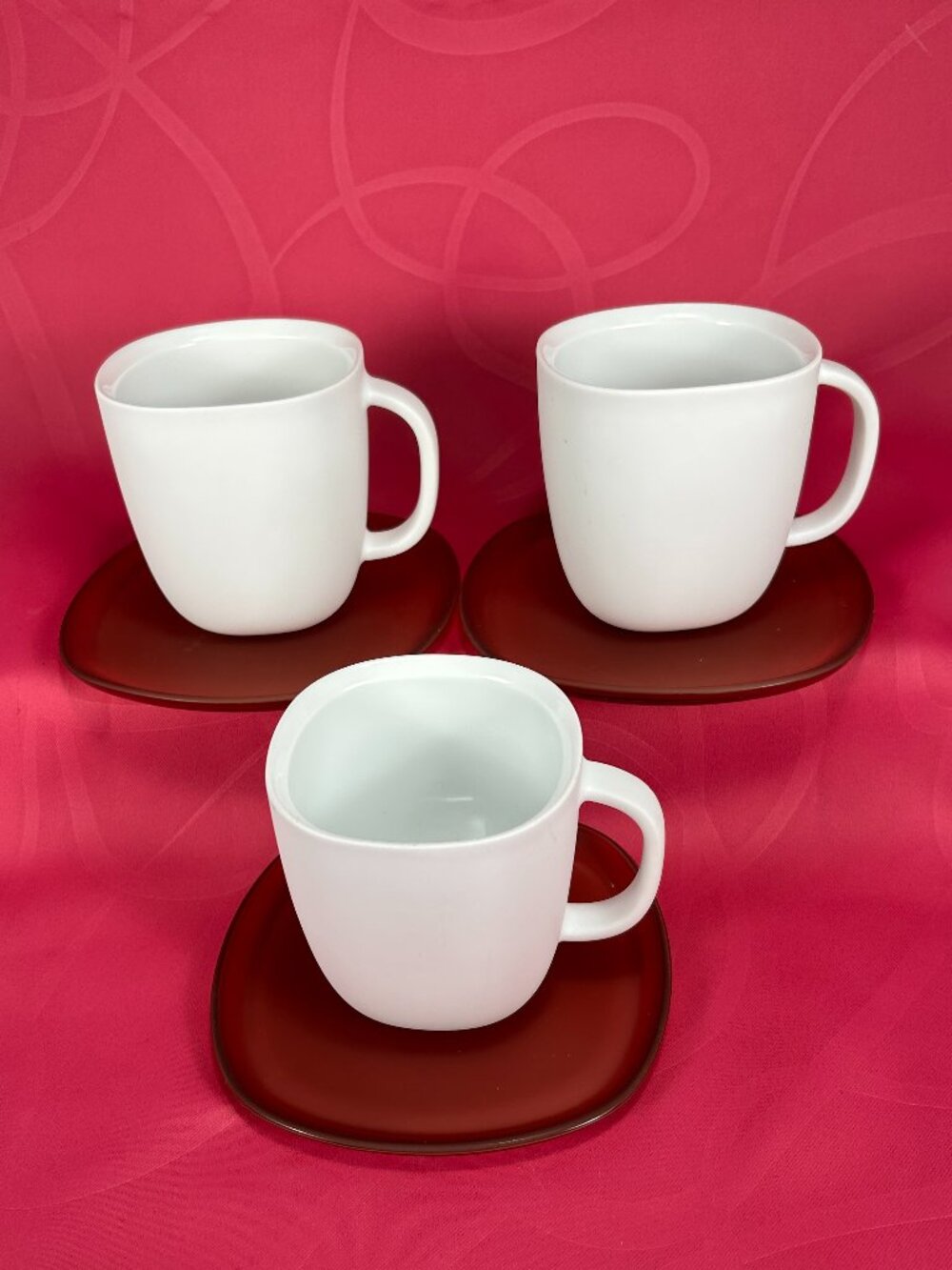 3 sets of Nespresso tea cups (porcelain) and saucers (glass)